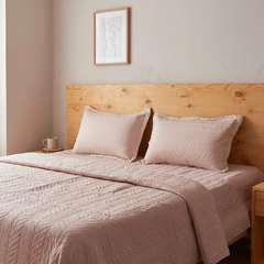 Leaf Design Dusty Pinky Bed Cover