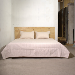 Leaf Design Dusty Pinky Bed Cover
