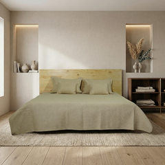 Kanta Work Beige Bed Cover